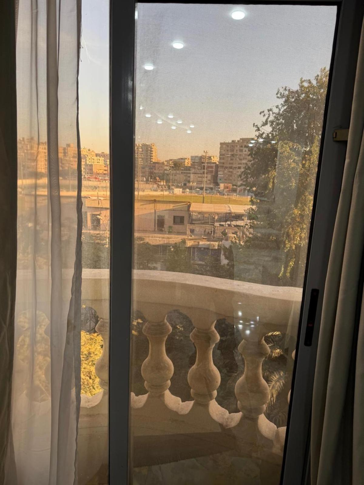 Amazing Apartmnet In A Cul-de-sac Area- Great View Apartment